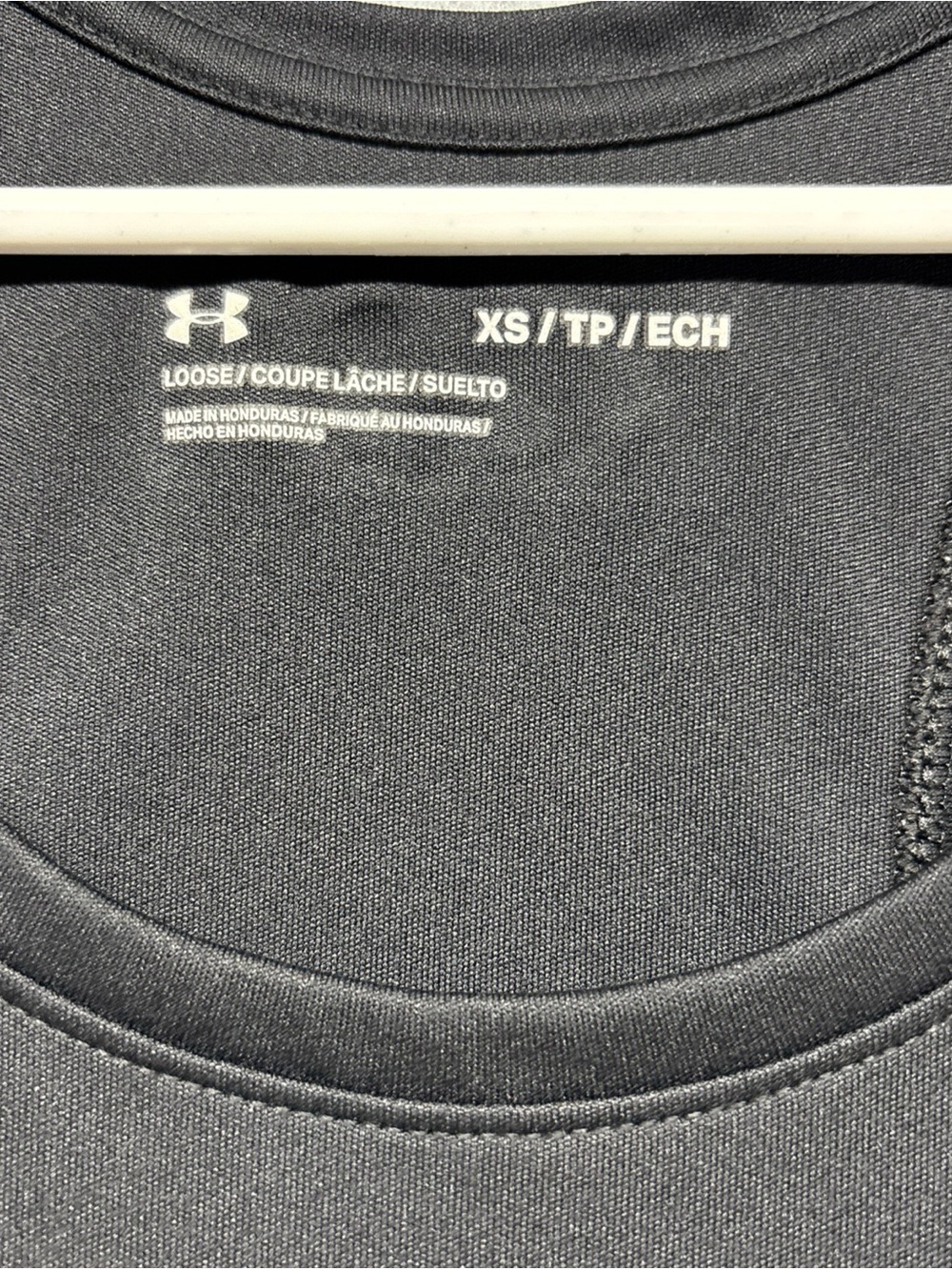 Under Armour Black Racerback Performance Tank Top - Picture 3 of 8
